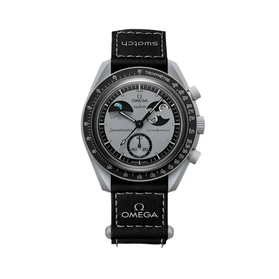 The Bioceramic Moon Swatch MISSION TO EARTHPHASE celebrates the splendor of the Earth as seen from the moon
